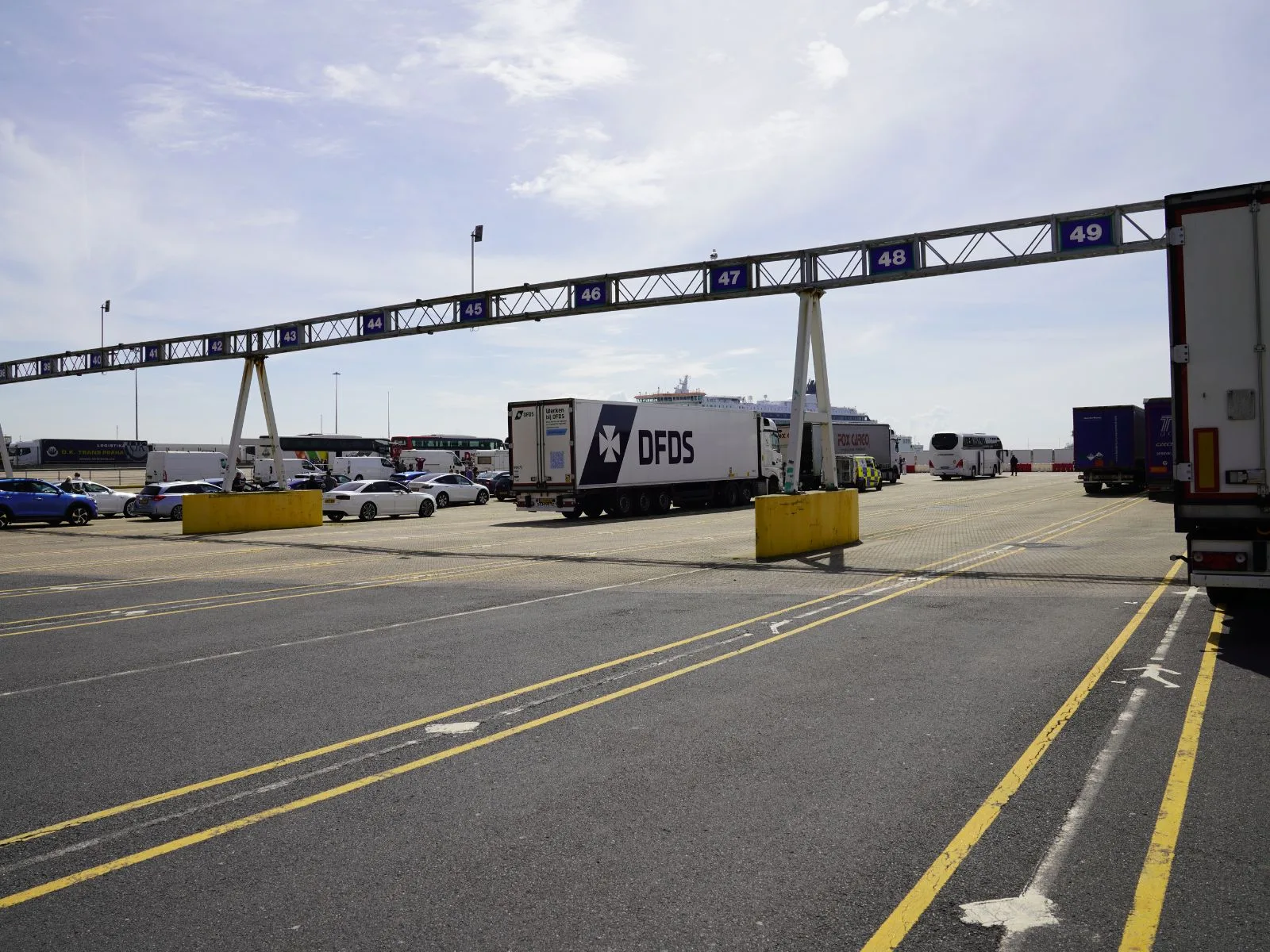 The marshalling lanes at Dover before a Calais sailing